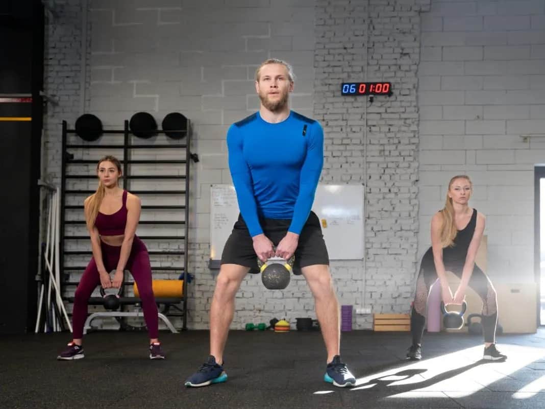 Trening funkcjonalny co to? Poznaj korzyści i zastosowania w życiu